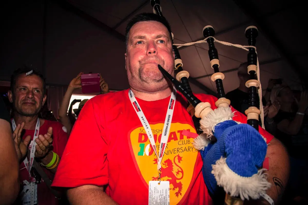 Personaggi di tutti i tipi al WDW (foto: Giacomo Gandossi) (6)