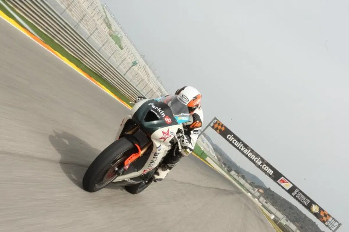 Triumph Daytona 675  (5)