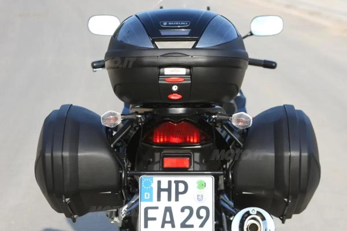 Suzuki GSX1250FA Traveller (3)