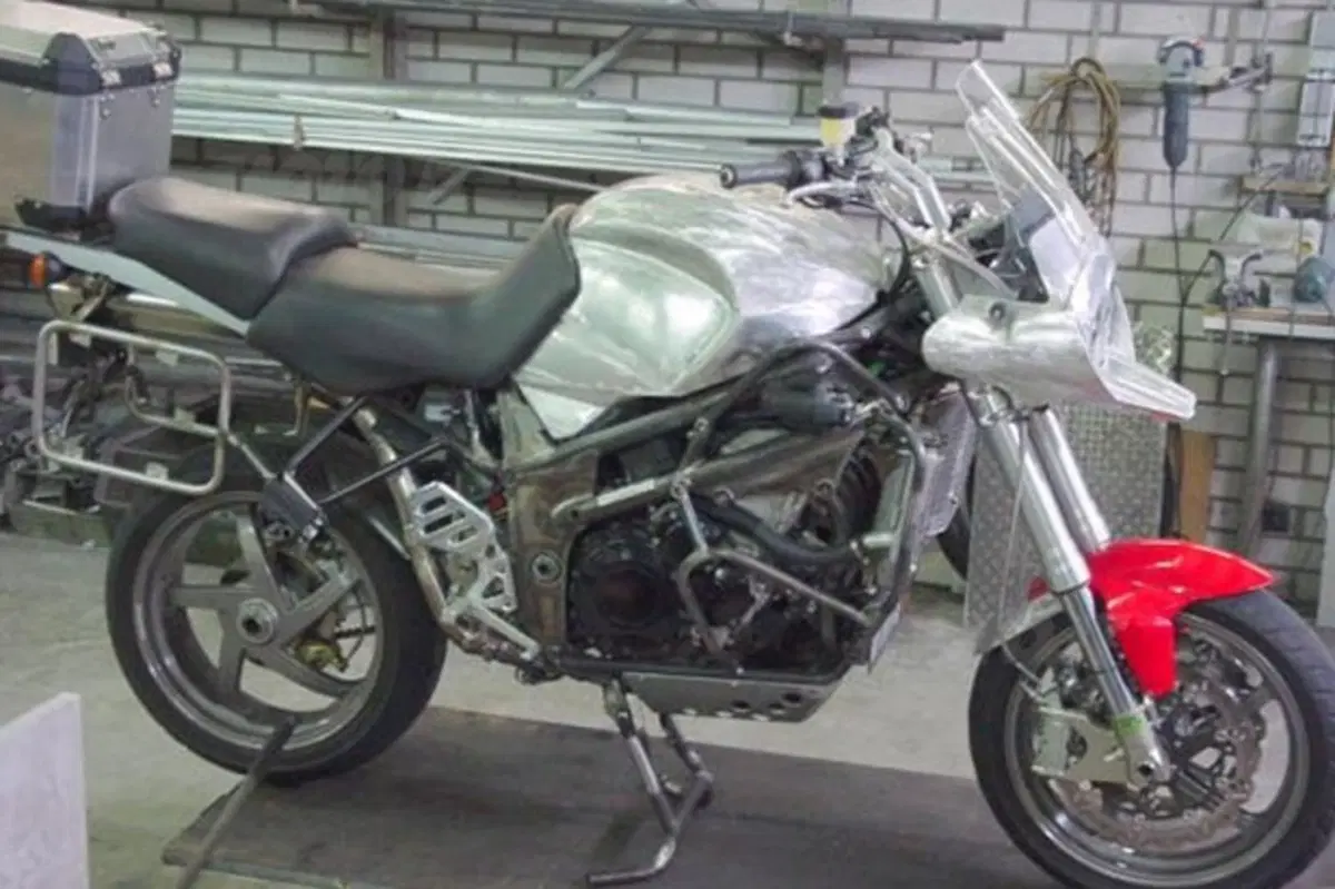 Bakker Grizzly Allround, la bestia per i giramondo veloci (5)