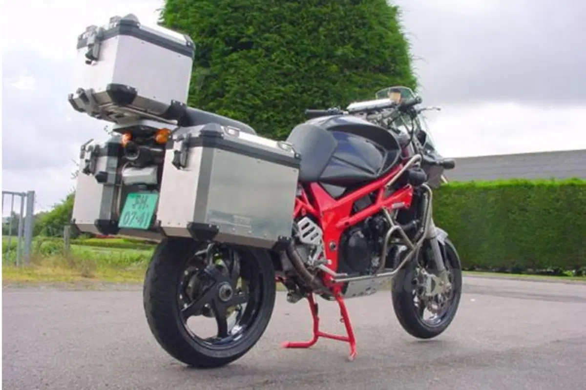 Bakker Grizzly Allround, la bestia per i giramondo veloci (8)