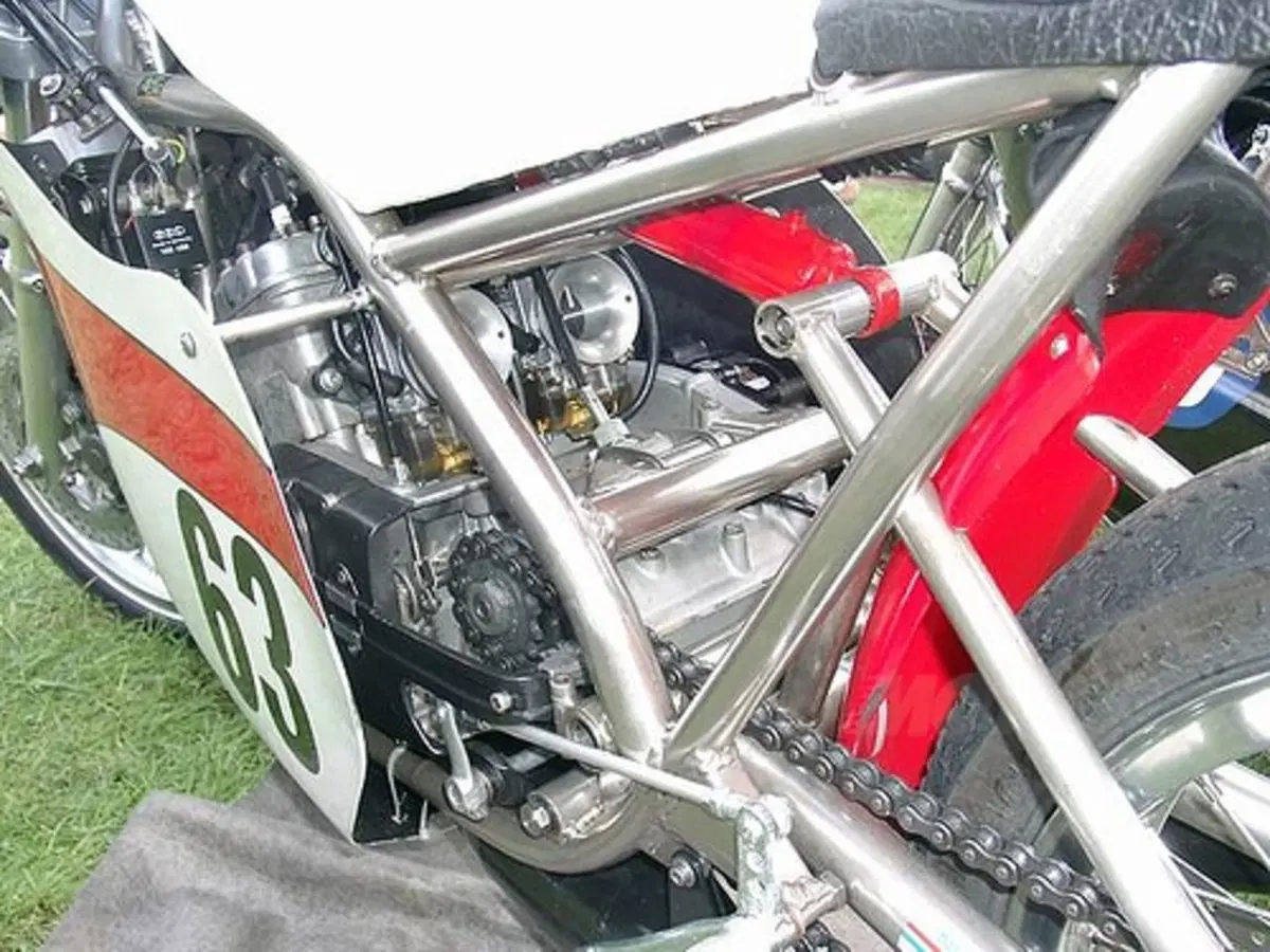 Bakker Grizzly Allround, la bestia per i giramondo veloci (13)