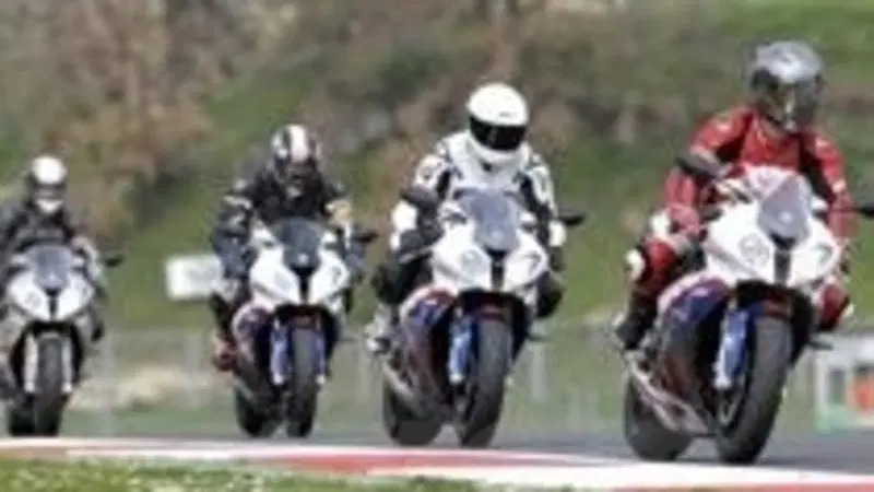 BMW Motorrad Sport Academy