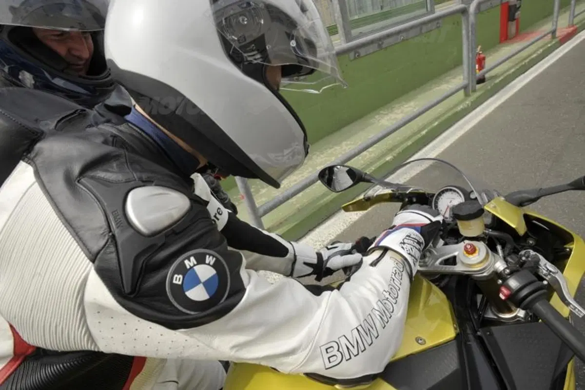 BMW Motorrad Sport Academy (3)