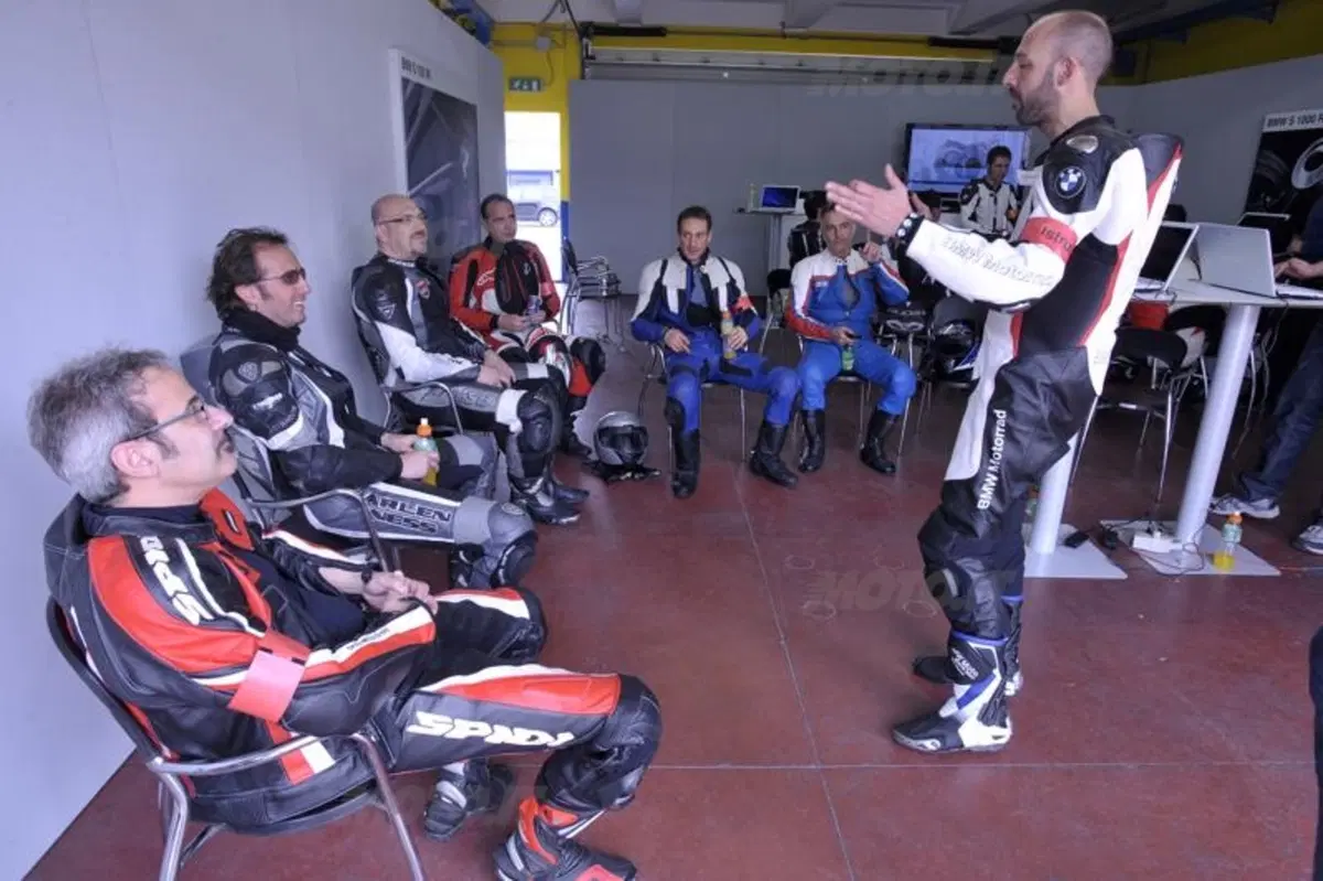 BMW Motorrad Sport Academy (5)