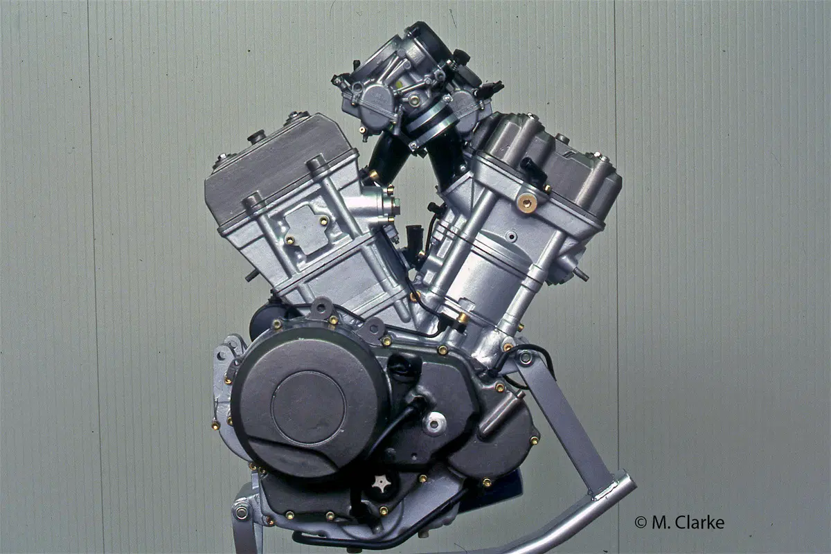 I motori V2 mai visti di Aprilia e Cagiva (3)