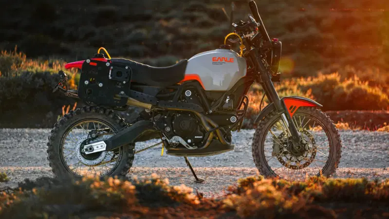 Ducati Scrambler Desert Sled Earle Alaskan, quando "enduro" fa rima con "Ducati"