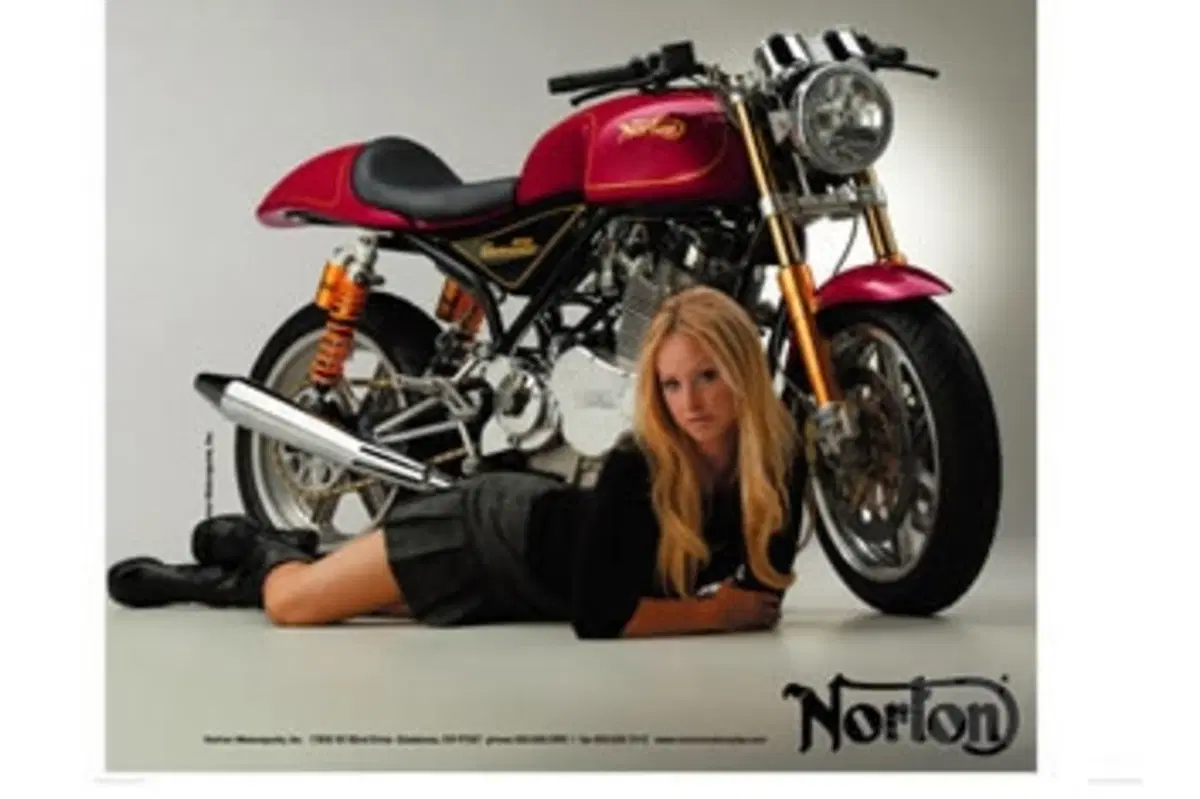 Consegnata la prima Norton Commando (9)