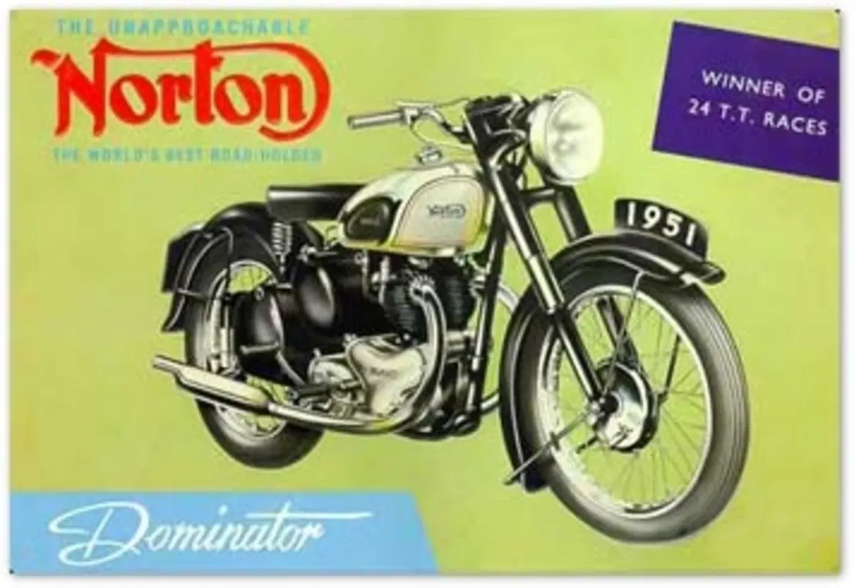 Consegnata la prima Norton Commando (10)