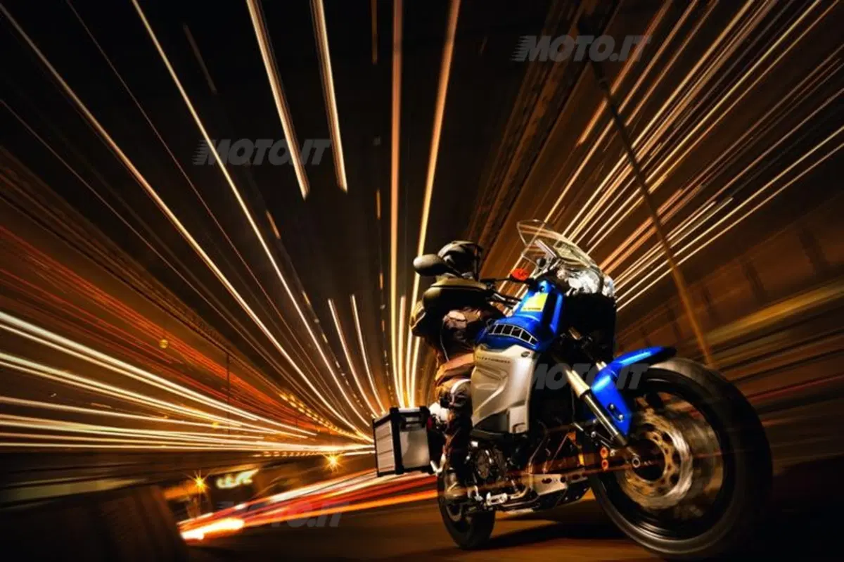 5 Yamaha XT1200Z Super Ténéré per Riders for Health (5)