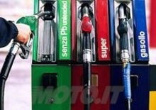 Aumenta la benzina vicina a 1,4 euro/litro