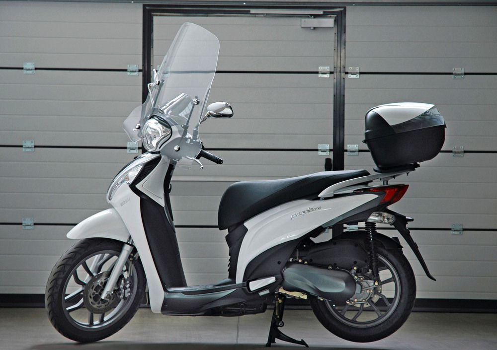 Kymco People 125i One DD (2016 - 17) (2)