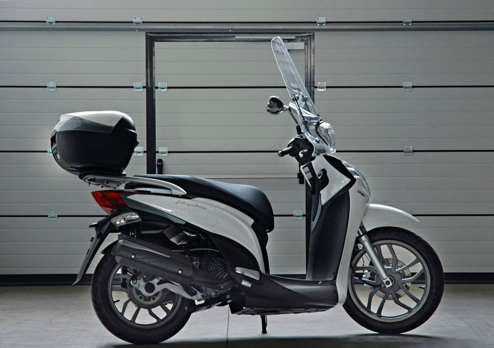 Kymco People 125i One DD (2016 - 17) (3)