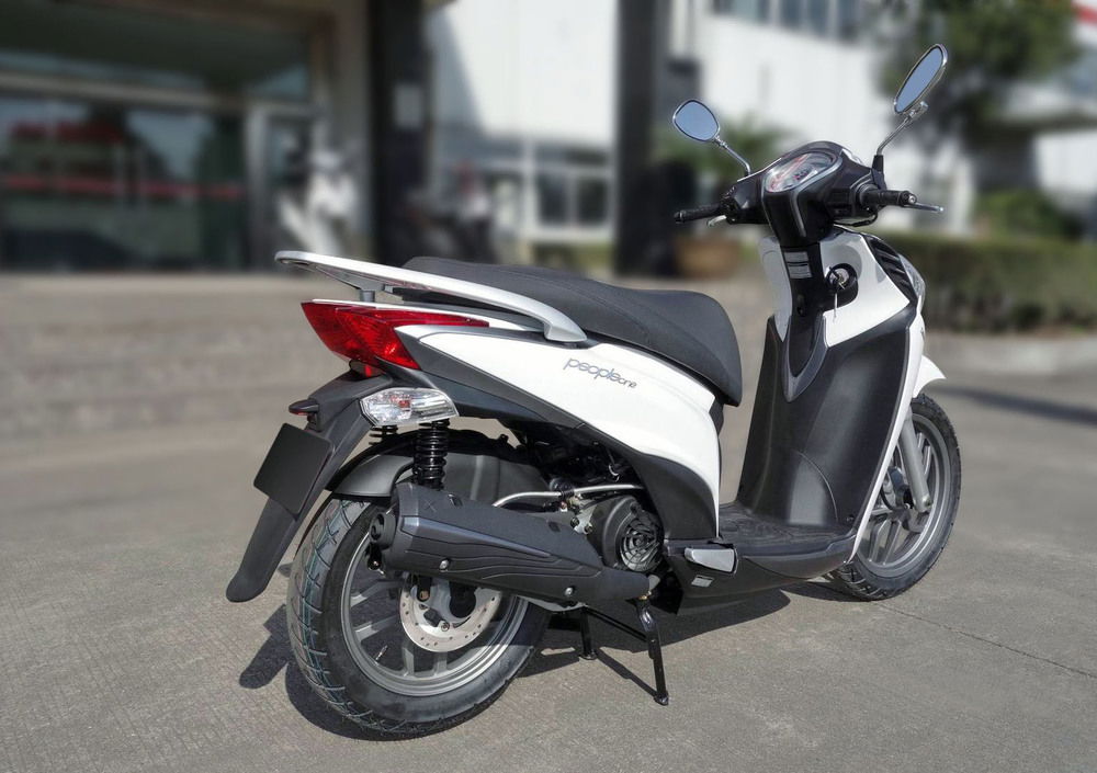 Kymco People 125i One DD (2016 - 17) (5)