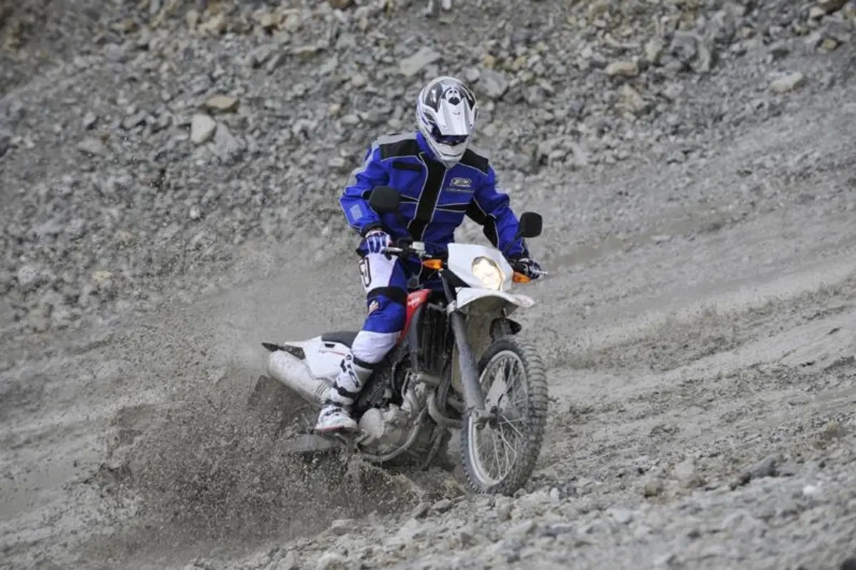 Husqvarna TE 630 e SM 630  (6)