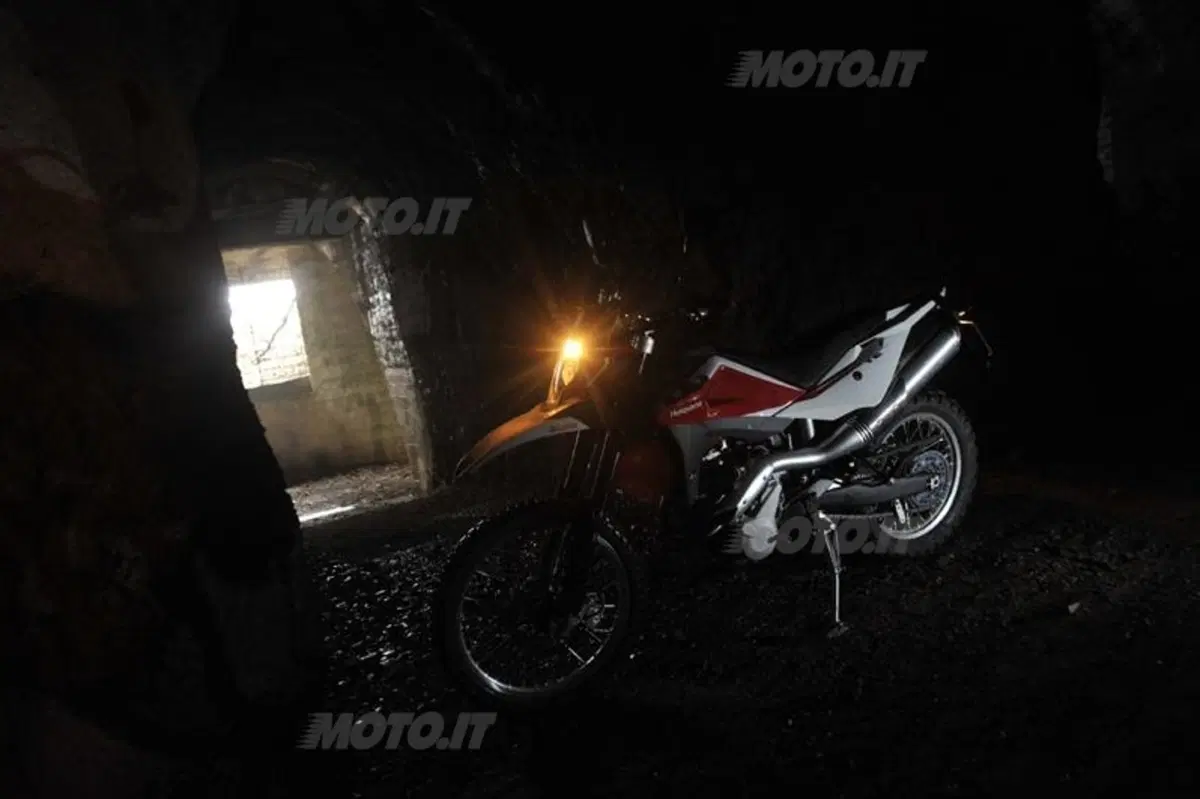 Husqvarna TE 630 e SM 630  (13)