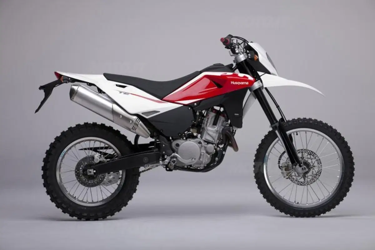 Husqvarna TE 630 e SM 630  (15)