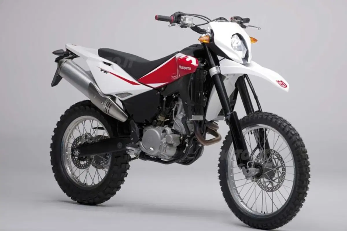 Husqvarna TE 630 e SM 630  (18)