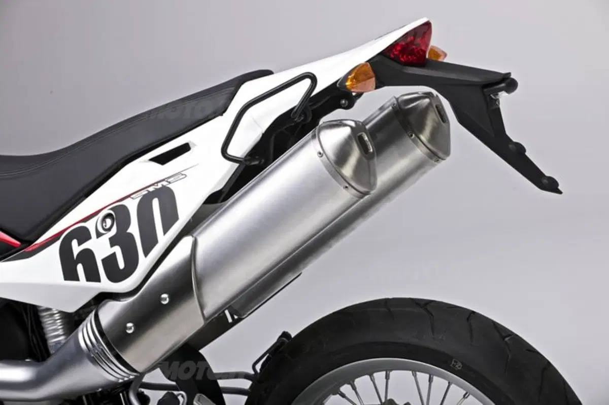 Husqvarna TE 630 e SM 630  (26)