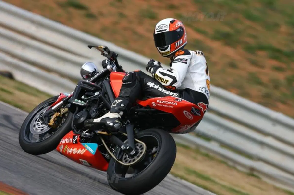 Triumph Street Triple 675 Trofeo 