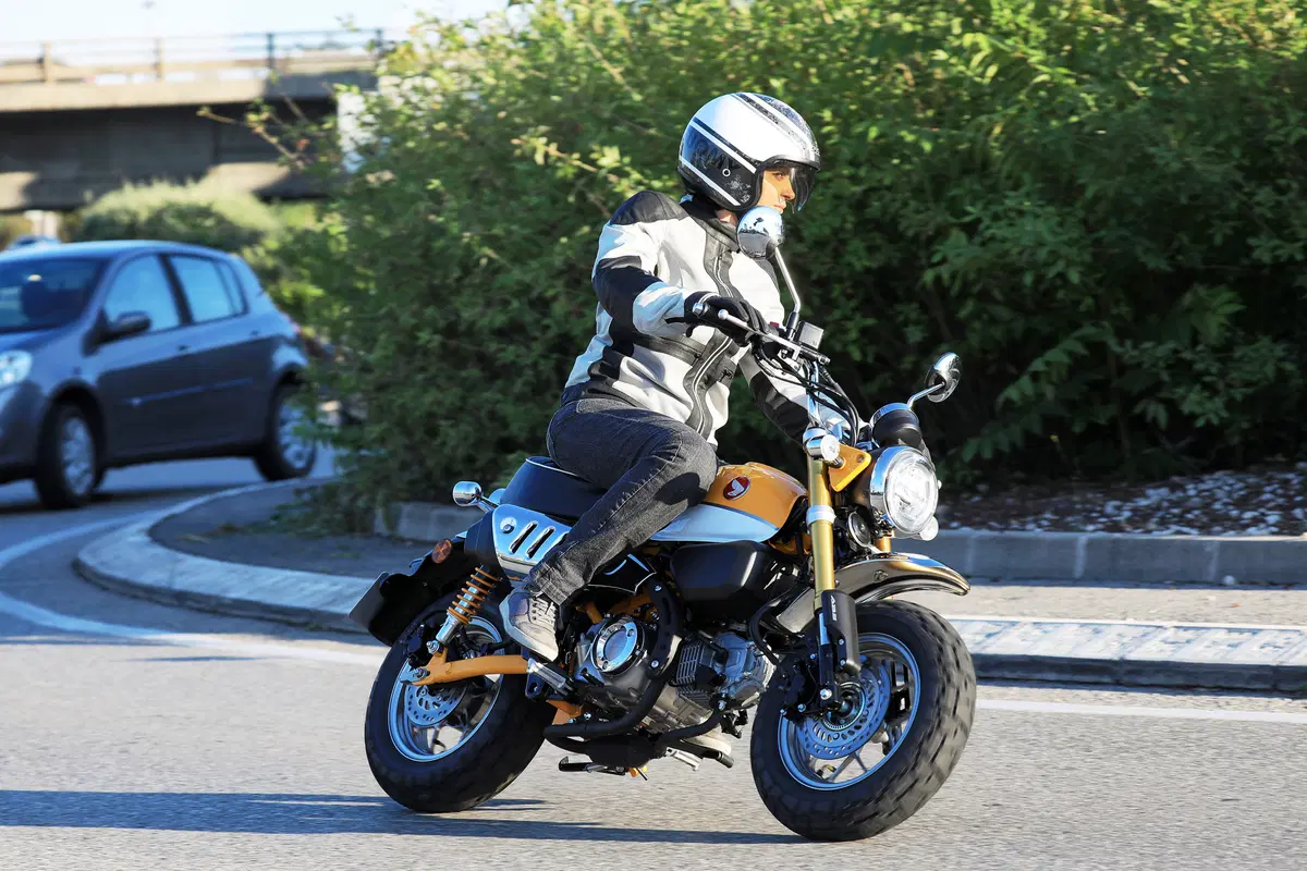 Honda Monkey | Primo contatto (3)