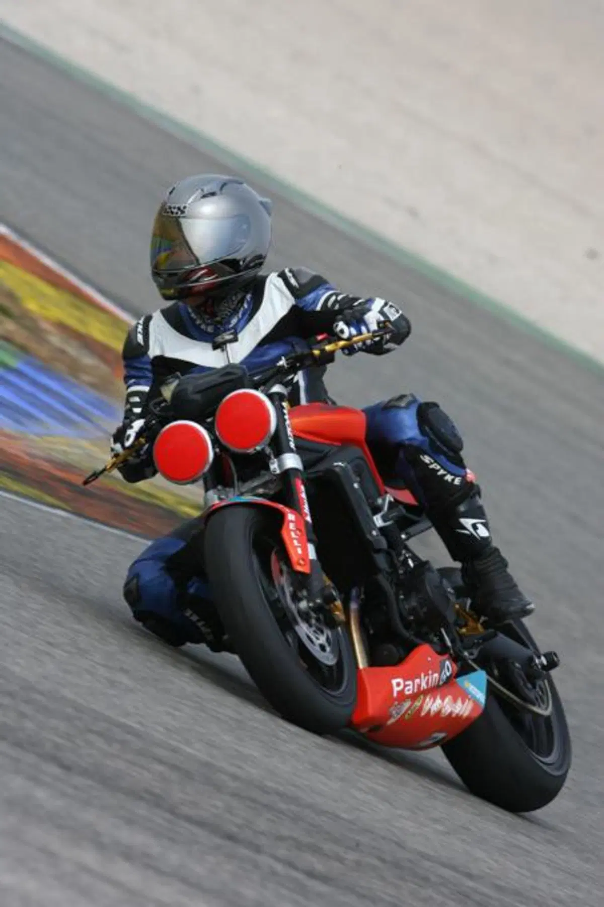 Triumph Street Triple 675 Trofeo  (10)