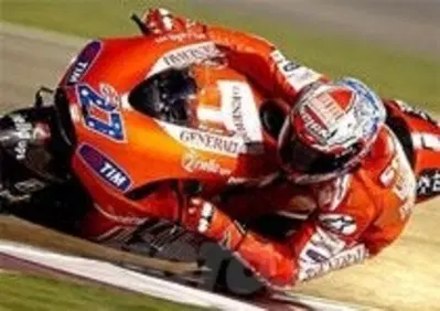 Gp del Qatar, Stoner è davanti