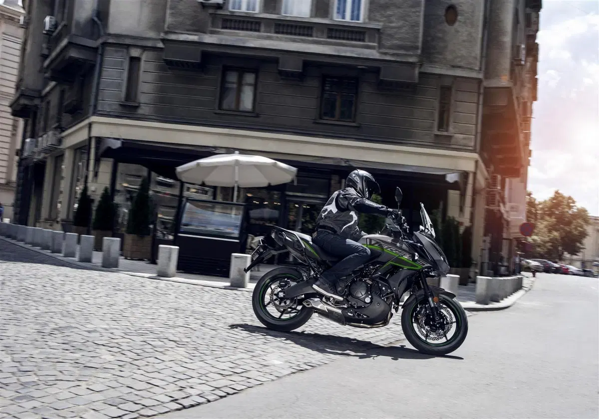Kawasaki 2019: nuove colorazioni per Z 900RS, Z650, Versys 650 e Vulcan S (26)