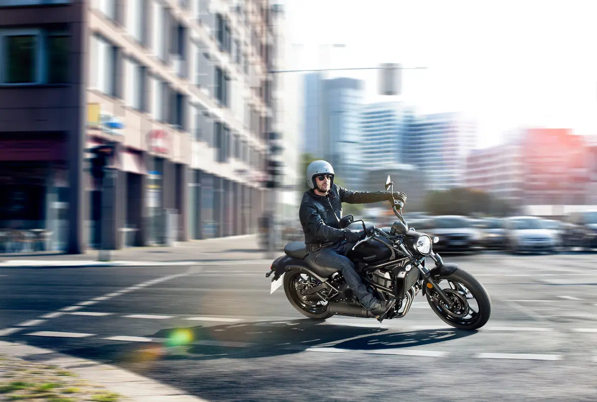Kawasaki 2019: nuove colorazioni per Z 900RS, Z650, Versys 650 e Vulcan S (33)