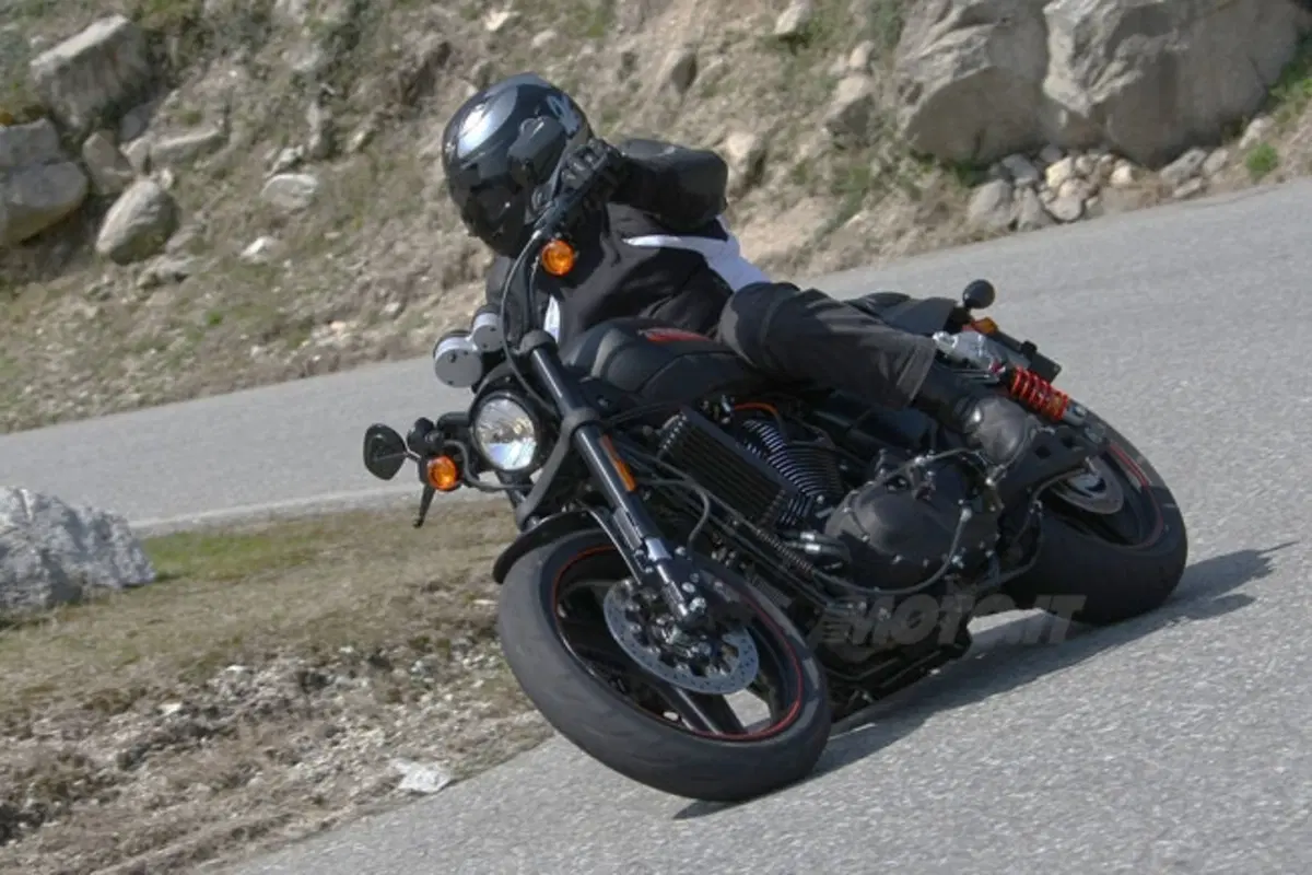 Harley-Davidson  XR1200X  (9)