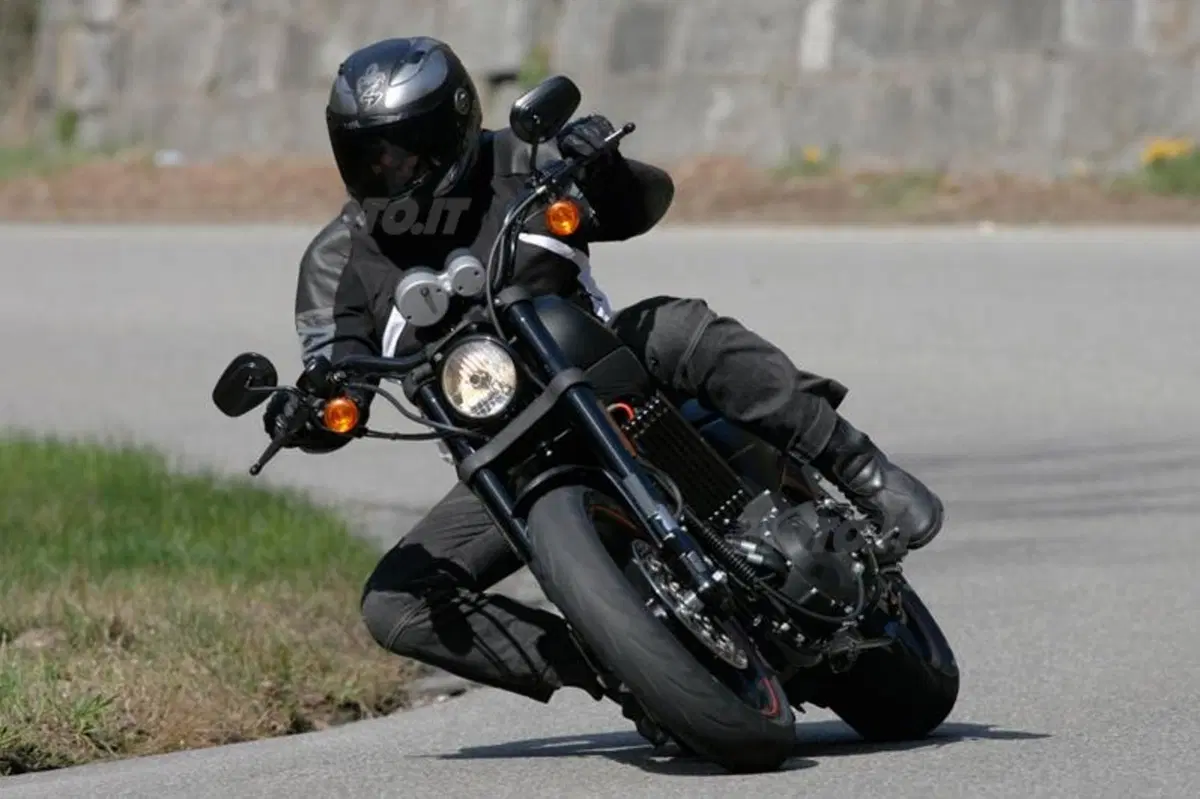 Harley-Davidson  XR1200X  (10)
