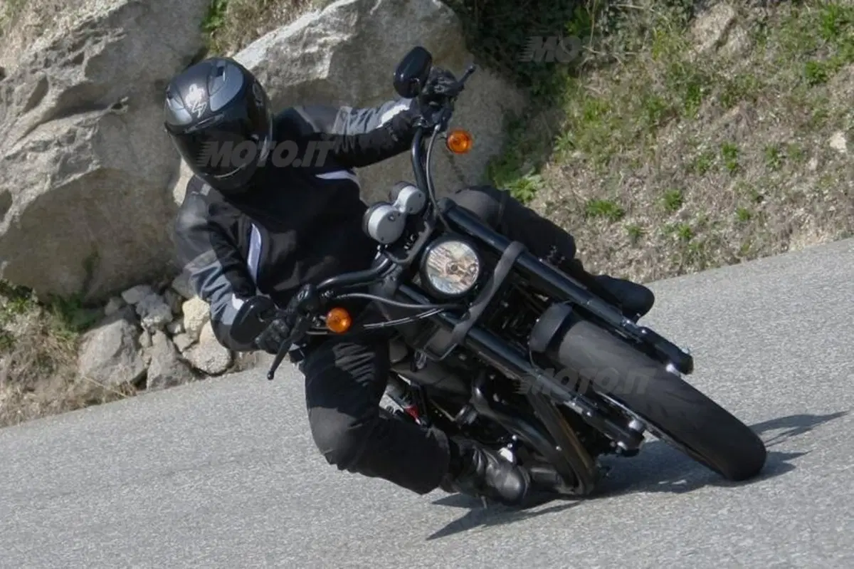 Harley-Davidson  XR1200X  (11)
