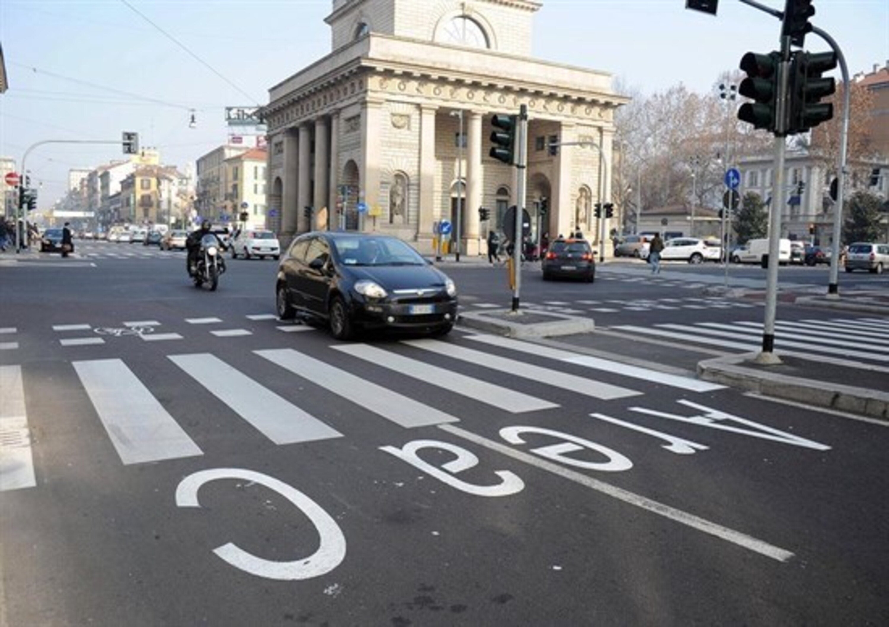 Milano: l&rsquo;Area B scatter&agrave; a gennaio 2019. Non per moto e scooter