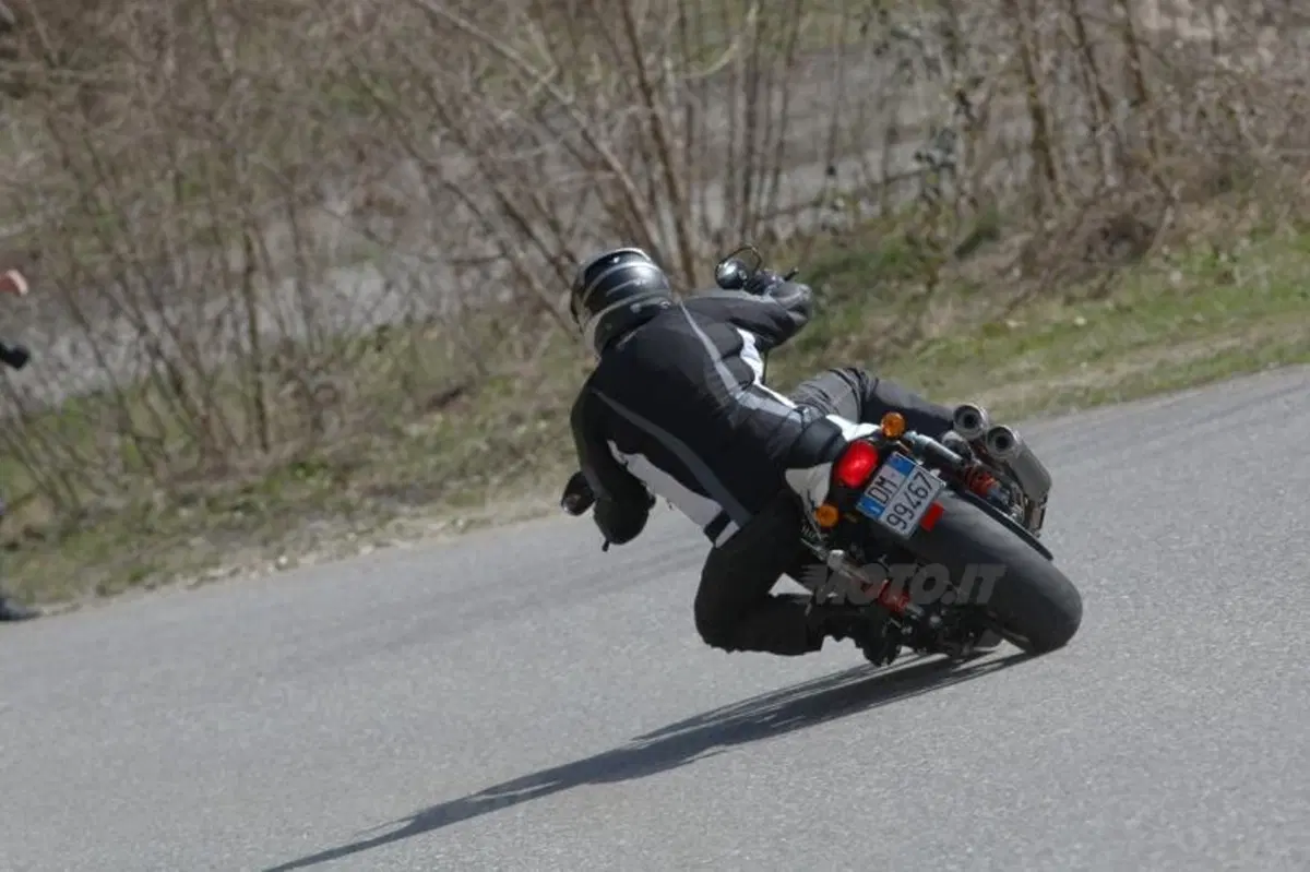 Harley-Davidson  XR1200X  (15)