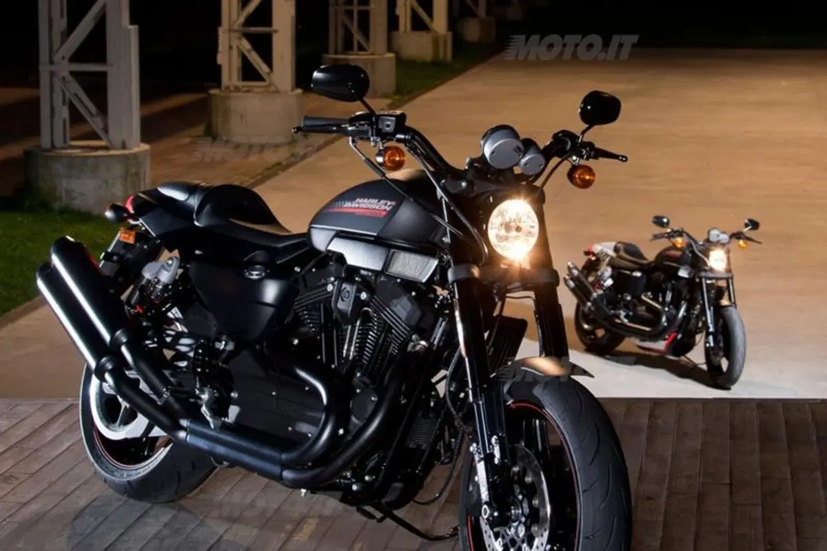 Harley-Davidson  XR1200X  (22)