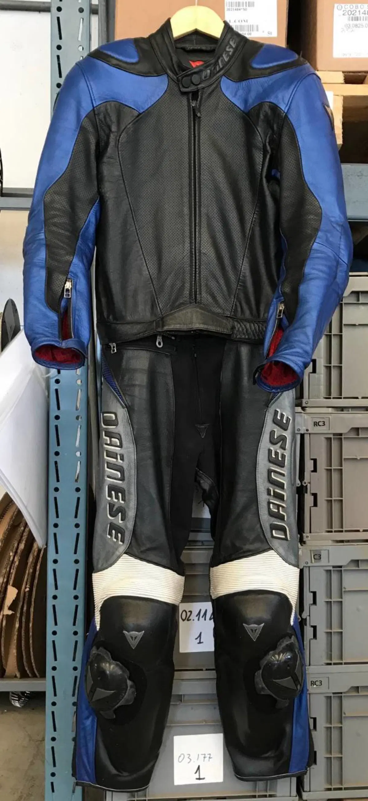 TUTA PELLE DAINESE DIVISIBILE COME NUOVA TG 46