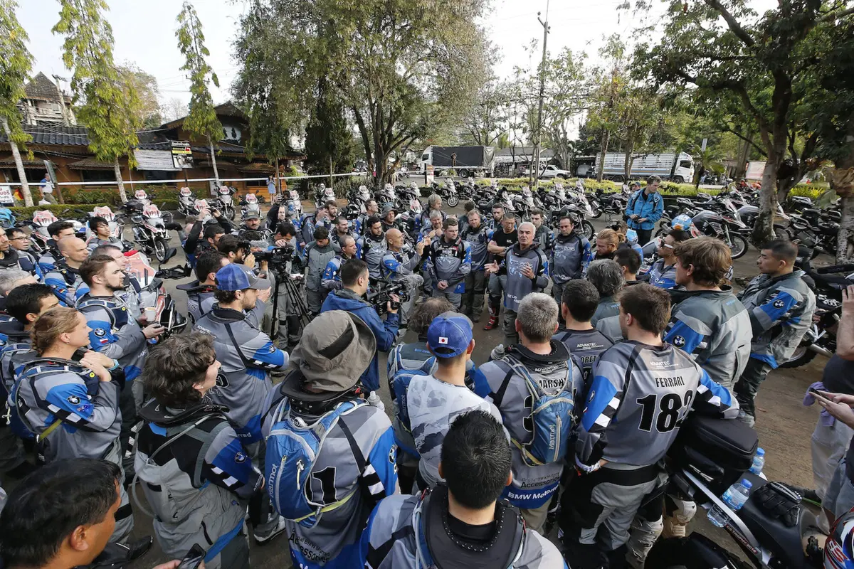 BMW GS Trophy 2016, day 1: Argentina in testa (9)