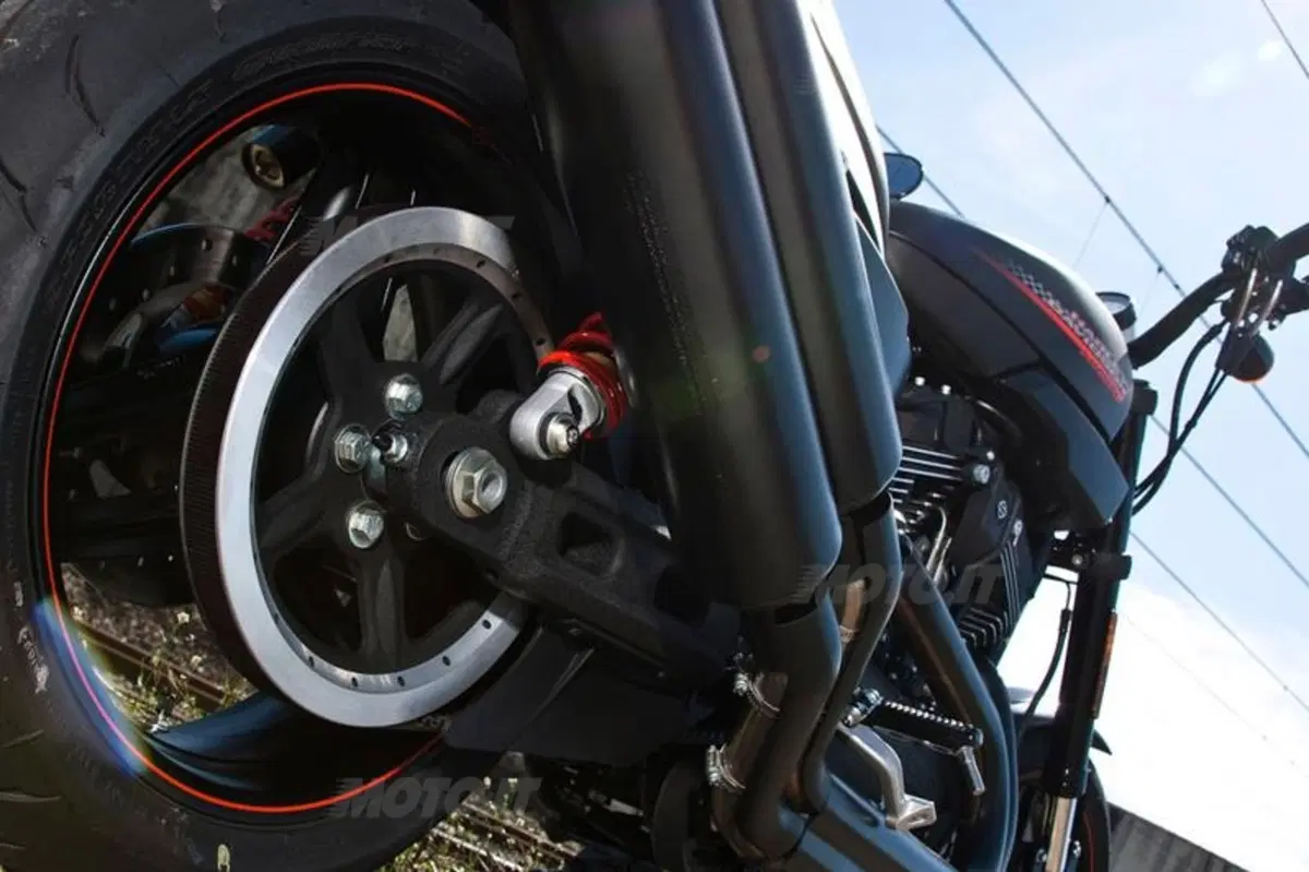 Harley-Davidson  XR1200X  (34)