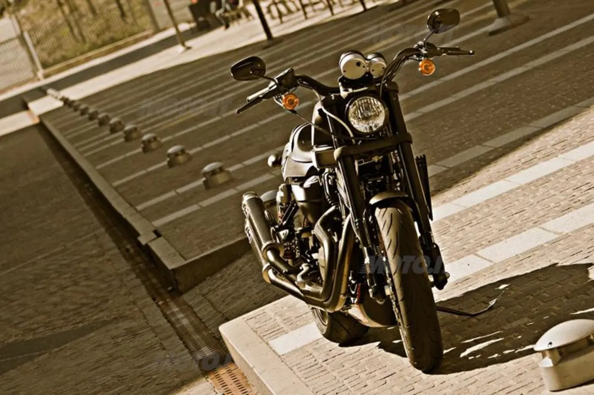 Harley-Davidson  XR1200X  (37)