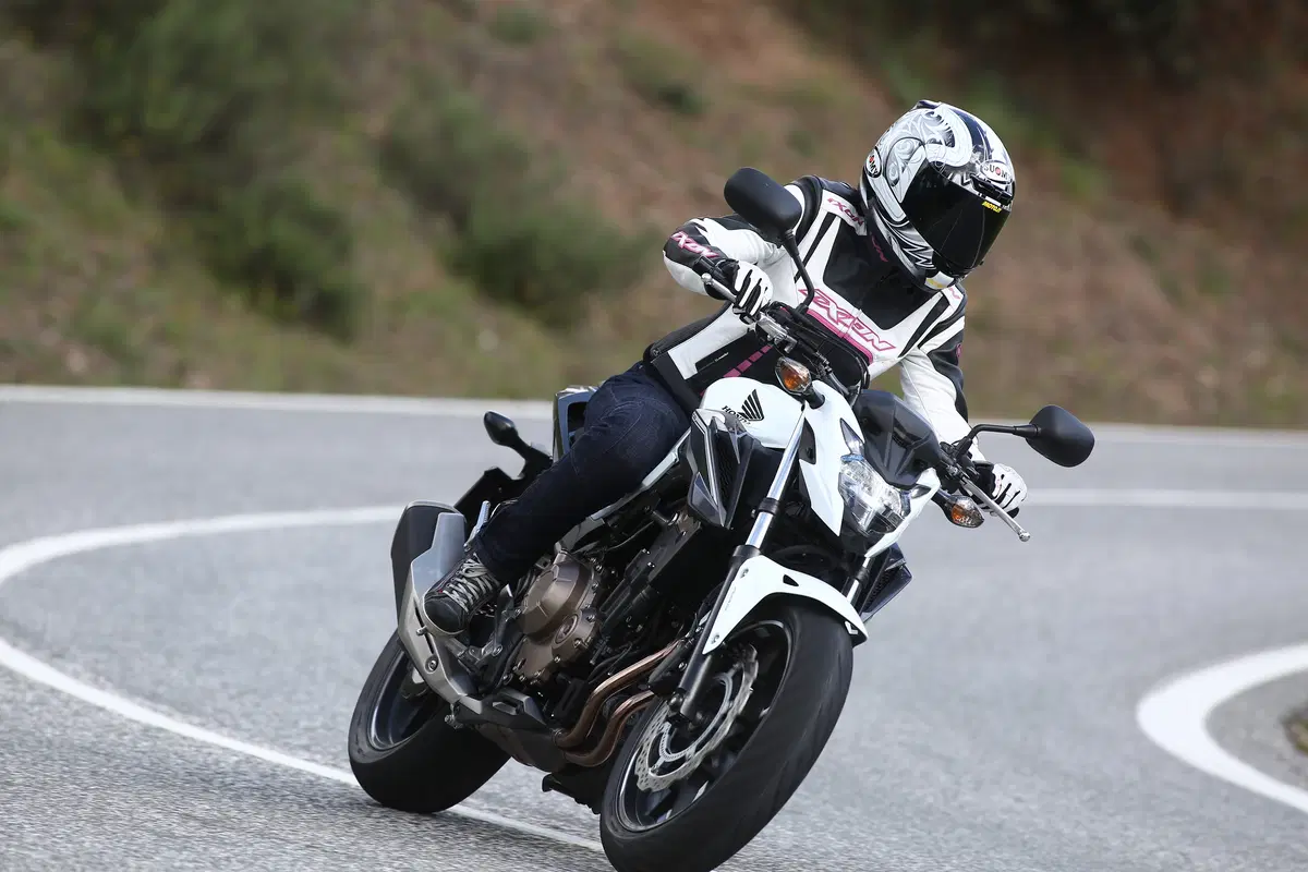 Honda CB500F (8)