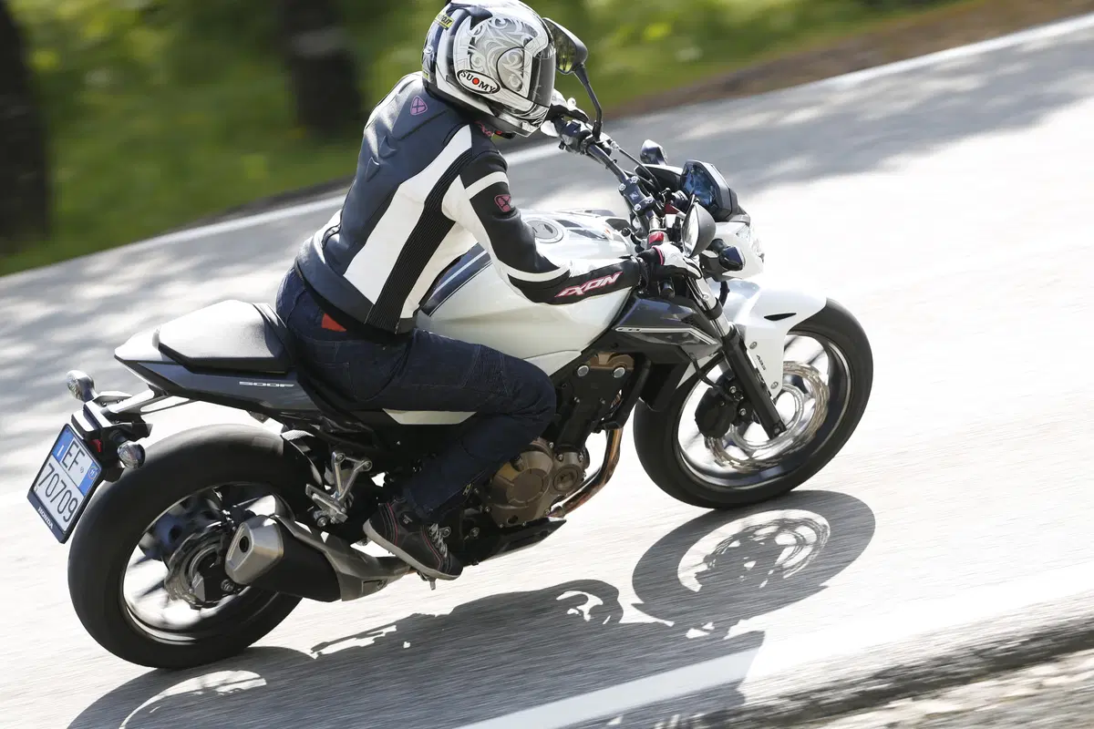 Honda CB500F (4)