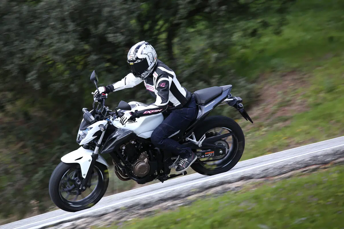 Honda CB500F (3)