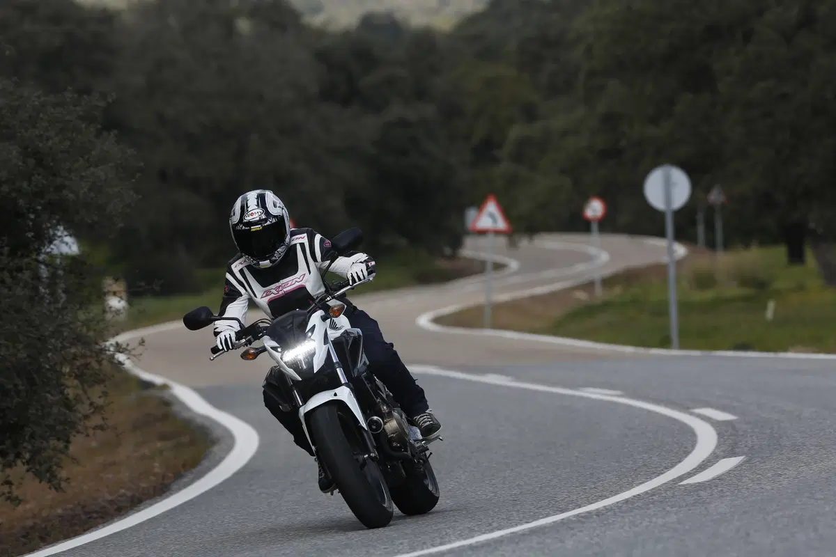 Honda CB500F (11)