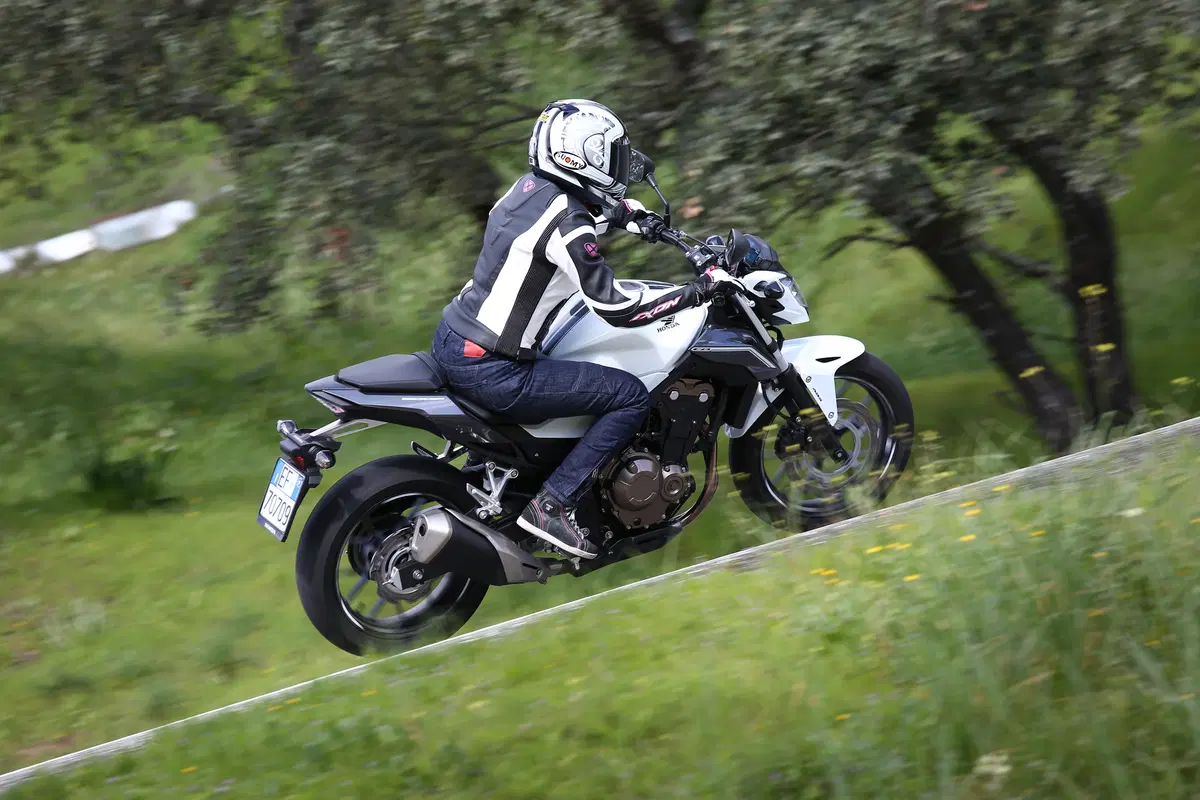 Honda CB500F (12)