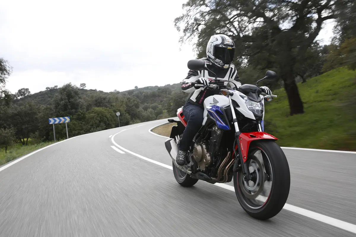 Honda CB500F (16)
