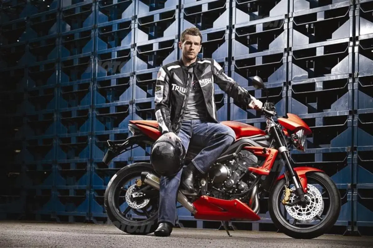 Abbigliamento e accessori Triumph Motorcycles (7)