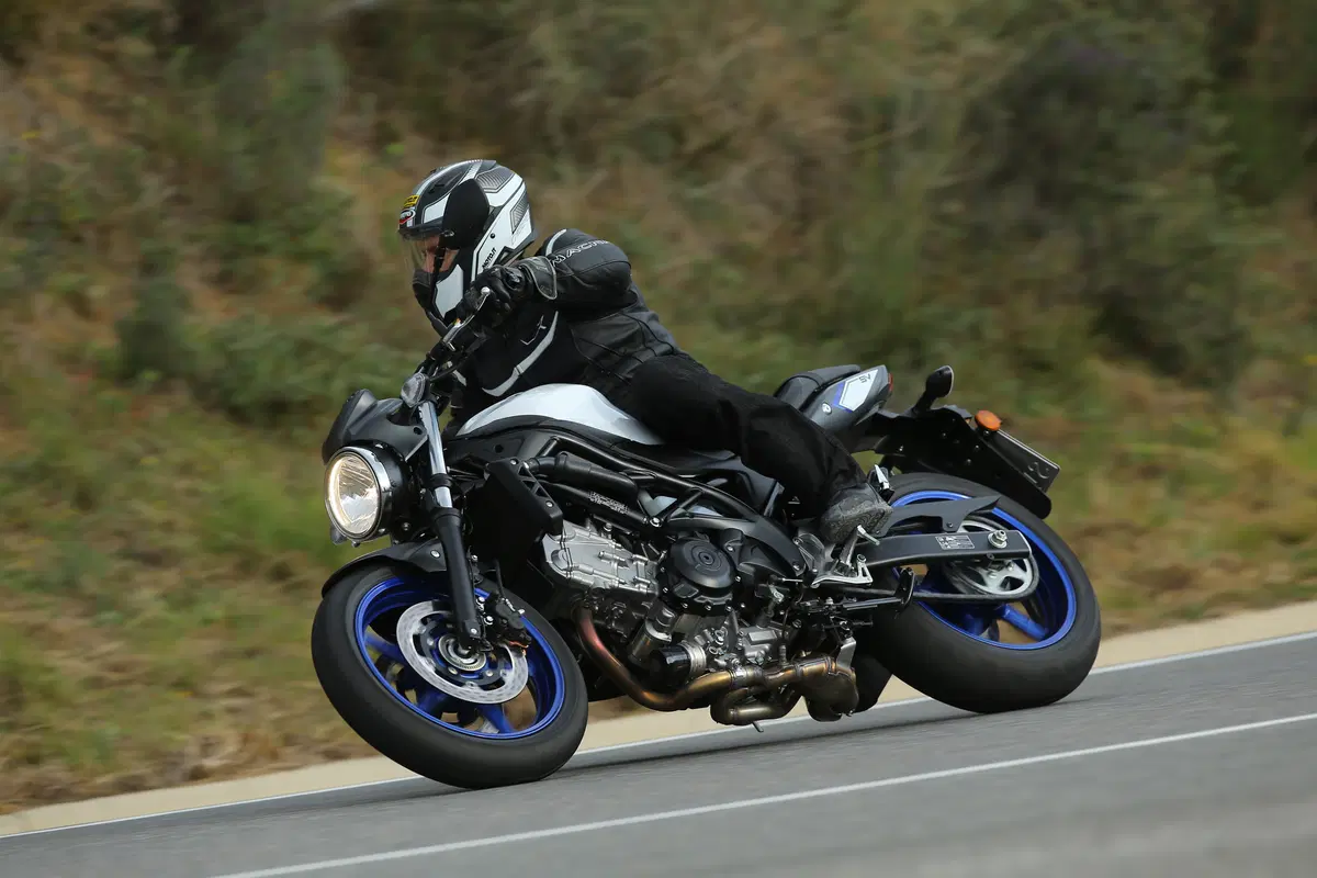 Suzuki SV 650 (6)