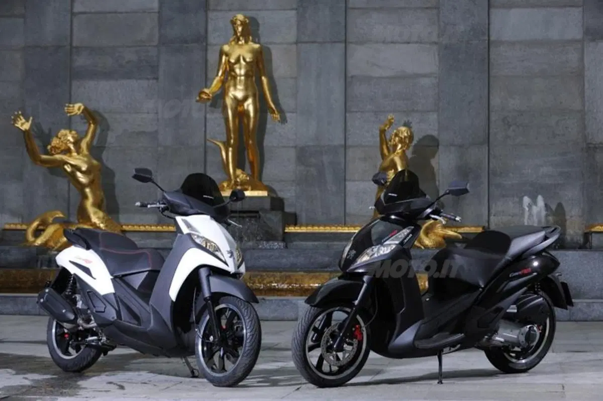 Peugeot Geopolis 300  (13)