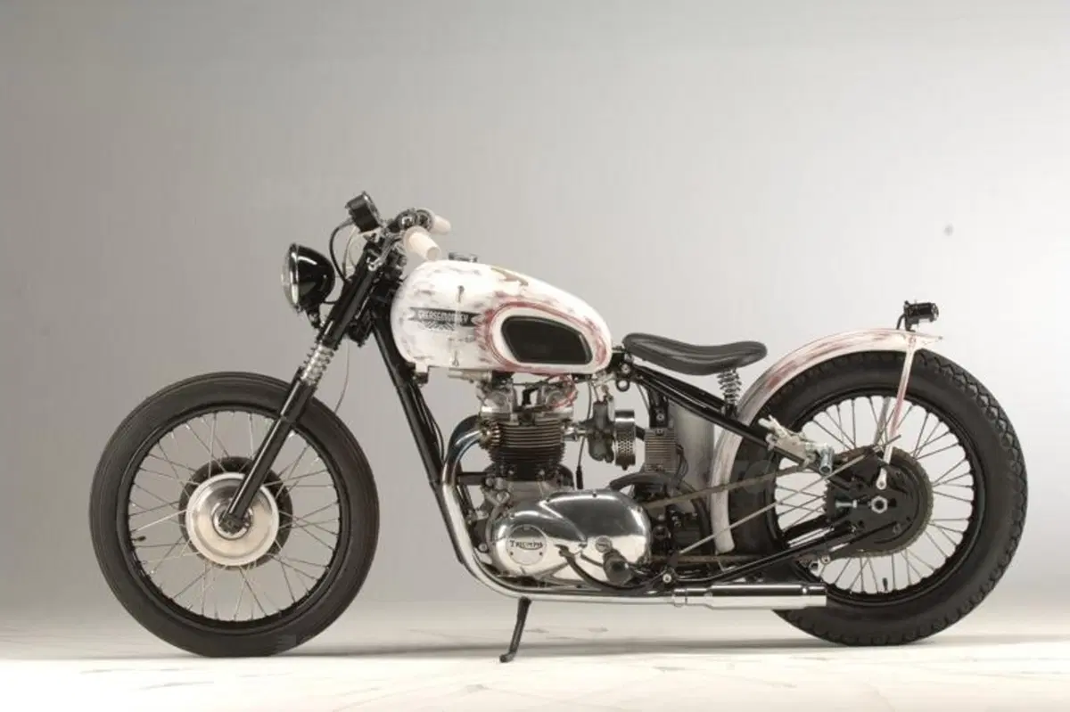 Triumph vintage su misura (4)