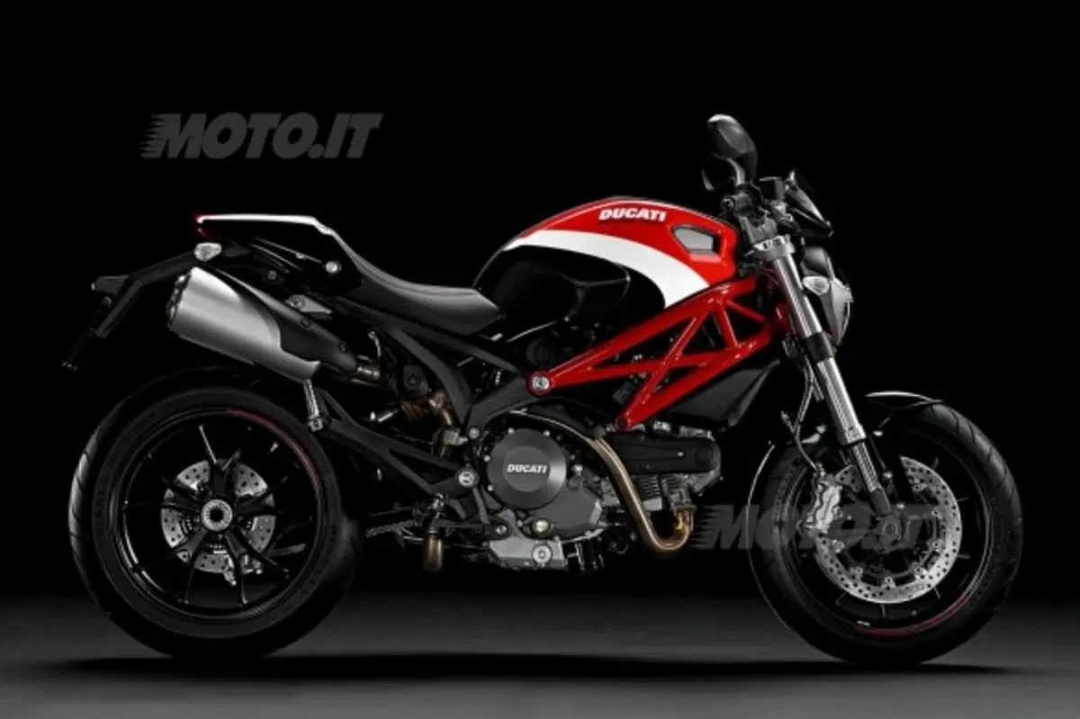 Svelata la Ducati Monster 796 (9)